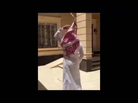 سبايدر مان سعودي يتسلق 3 طوابق في 18 ثانية