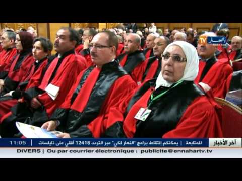 وزارة العدل الجزائرية  تحذر القضاة من مخاطر إستعمال الفيسبوك
