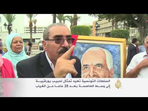 شاهد جدل في تونس بشأن إعادة تمثال بورقيبة للعاصمة