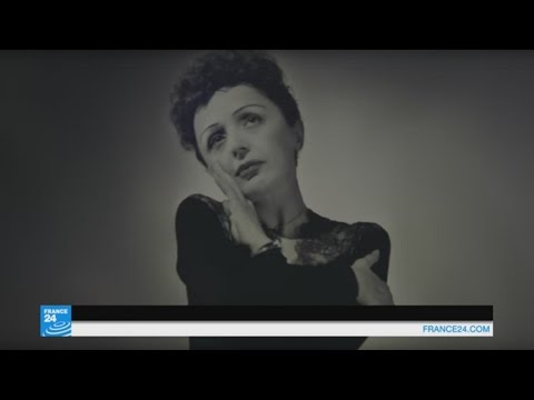 باريس تتحول من مدينة النور انطلقت الكتابة بحبر الضوء