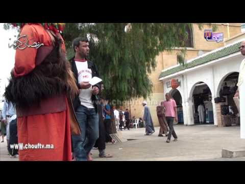 بالفيديو في رمضان هذا ما يقع أمام المساجد في المغرب