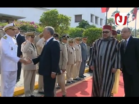 بالفيديو الملك محمد السادس ينبه إلى خطأ في البروتوكول والتعليمات