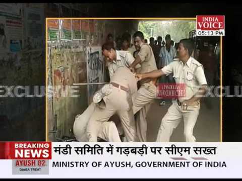 شاهد مشاجرة بين رجال شرطة على تقسيم الرشوة في الهند