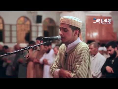 بالفيديو شاهد شابّ عشرينيّ والإمامة