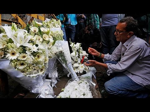 بالفيديو بدء الدخول في حداد وطني ترحمًا على ضحايا اعتداء دكا