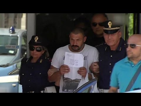 بالفيديو القبض على مشجع ايطالي متهم بمقتل طالب لجوء نيجيري