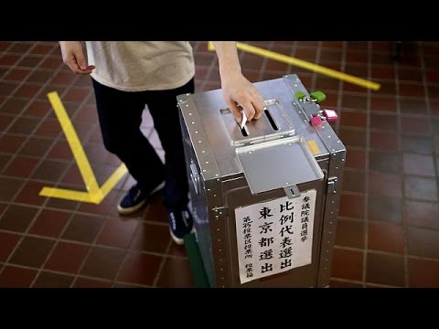 اليونانيون يتوجهون إلى صناديق الاقتراع لاختيار نصف أعضاء مجلس الشيوخ