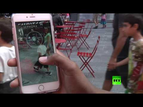 شاهد لعبة الهاتف المحمول pokemon go تجتاح أميركا لشعبيتها المرتفعة
