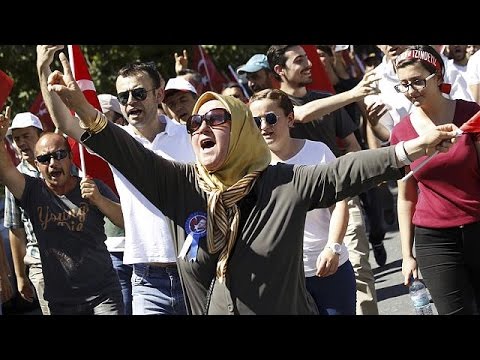 إسطنبول تتعافى من آثار الانقلاب العسكري الفاشل