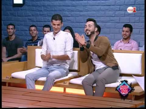 شاهد بدر سلطان يهدي ابن منطقته أغنية