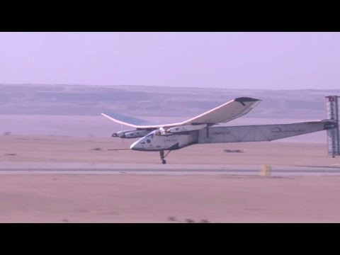 شاهد رحلة الطائرة التي تعمل بالطاقة الشمسية سولار امبالس2حول العالم