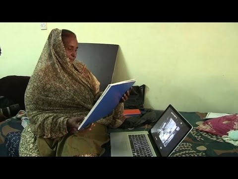 ابنة مخرج سوداني كبير تطلب حفظ إرثه