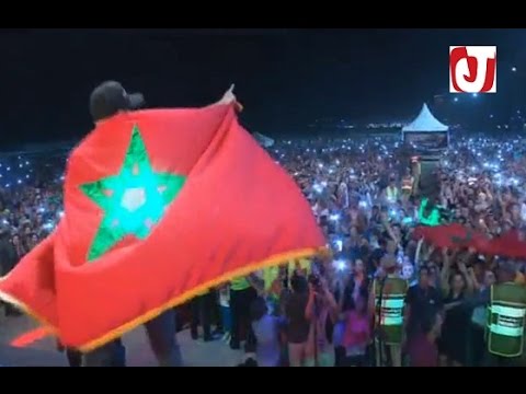 عبد الحفيظ الدوزي يُلهب حماس الجماهير الغفيرة