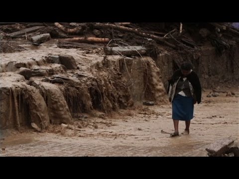 شاهد قتيل على الأقل في انهيارات أرضية نجمت في المكسيك