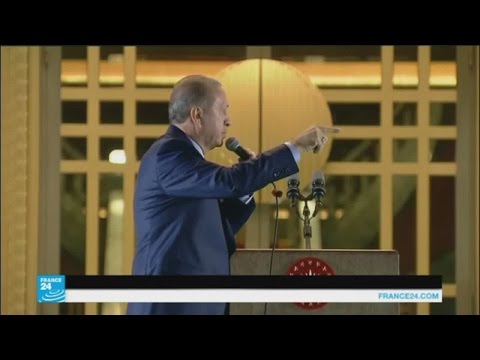 شاهد أردوغان يهدد الولايات المتحدة إما تركيا أو فتح الله غولن