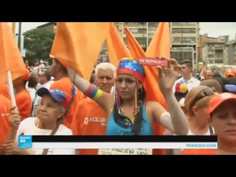مطالب دولية وشعبية لإعادة الاستفتاء في فنزويلا