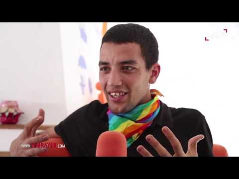 قصة المغربي المتحول جنسيًا الذي يطالب بالإعتراف بمجتمع الميم