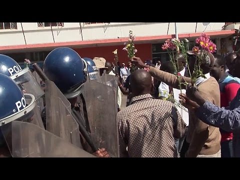 شاهد احتجاجات جديدة في زيمبابوي ضد السياسات النقدية في البلاد