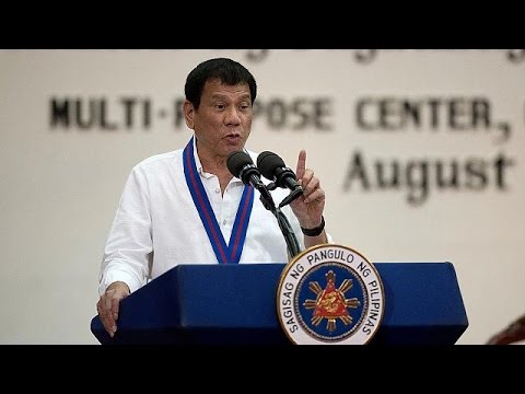 بالفيديو  الرئيس الفلبيني رودريغو دوتيرتي يهدد بالانسحاب من الأمم المتحدة