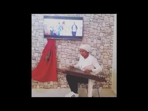 شاهد مغربية تعزف على آلة القانون غلطانة