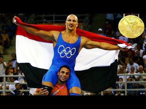 كرم جابر فى عيد ميلاده الـ 37