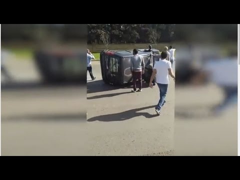 بالفيديو إدريس بنهيمة يتسبب بحادث سير في مدينة الرباط