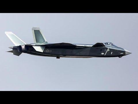 بالفيديو الصين تكشف عن المقاتلة الحربية الشبح جي20