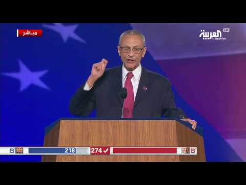 شاهد مؤتمر صحافي لرئيس حملة هيلاري كلينتون