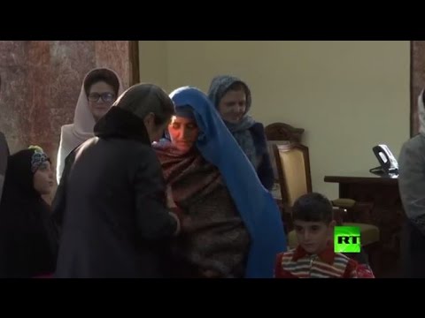 شاهد ترحيل موناليزا أفغانستان ووصولها إلى الوطن الأم