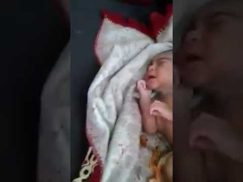 سعودي يعثر على رضيع بجانب مكب القمامة