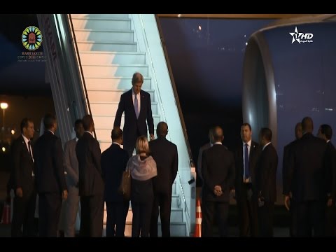 شاهد وزير الداخلية محمد حصاد يستقبل جون كيري