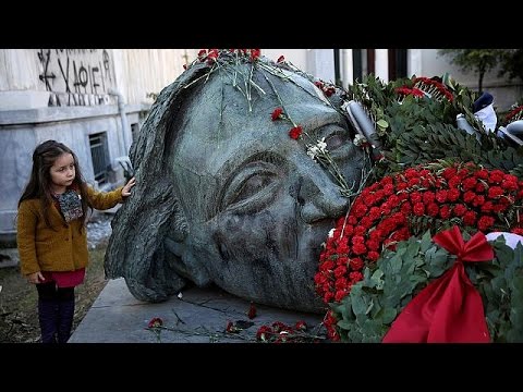 اليونانيون يحيون الذكرى 43 لانتفاضة الطلبة ضد العسكر