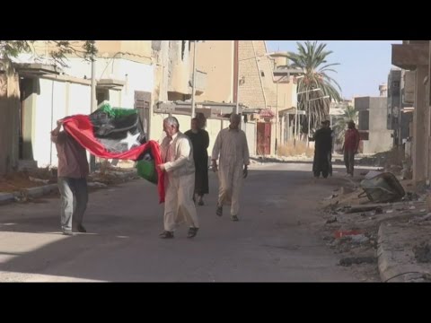 شاهد عودة أهالي سرت إلى منازلهم في المناطق المحررة