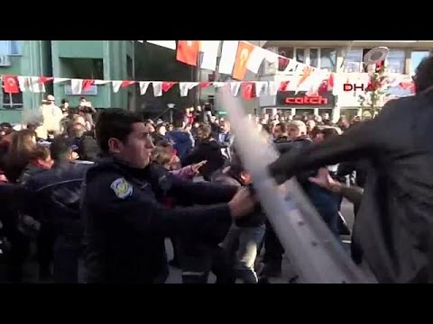 تنديد بمشروع قانون يسقط تهمة الاعتداء على قاصر عند الزواج بها