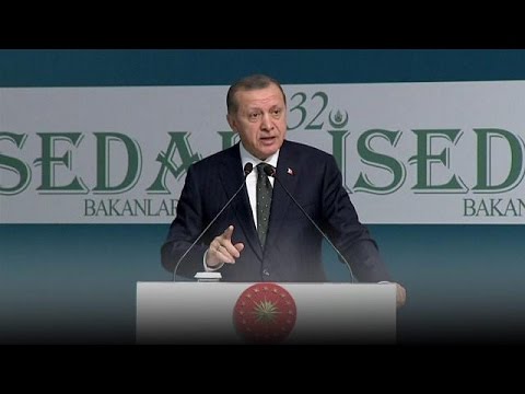 شاهد أردوغان يُعلّق على تصويت البرلمان الأوروبي  بشأن تجميد المفاوضات