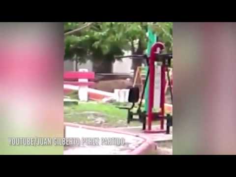 شاهد عفريت يمارس الرياضة على جهاز تمارين