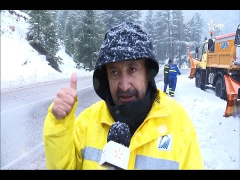 شاهد فتح الطرقات الجبلية أمام حركة المرور
