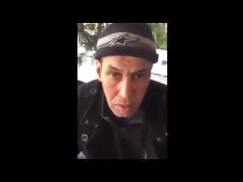 شاهد سائق تاكسي يبكي بحرقة بسبب تجاوزات رجال الأمن