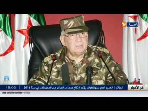 الفريق أحمد قايد صالح يزور الناحية العسكرية في البليدة
