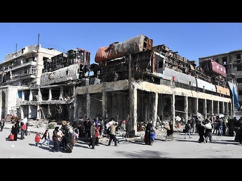 شاهد روسيا تُعلن وقف الغارات الجوية في حلب