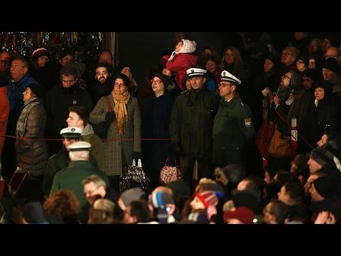 طفل يشتبه في انتمائه لـداعش حاول تفجير قنبلة بسوق غرب البلاد