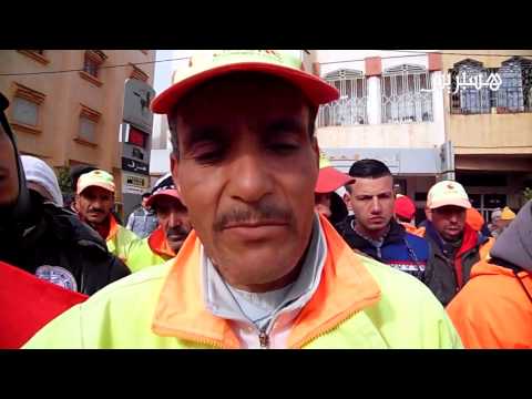 شاهد مسيرة عمّال النظافة في عين تاوجطات