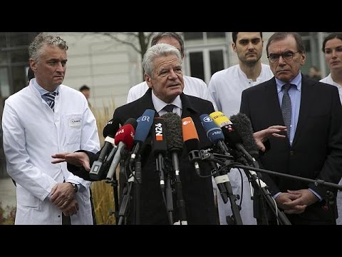 بالفيديو الرئيس الألماني يزور المصابين في اعتداء برلين