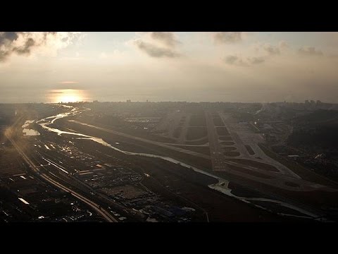 شاهد تحطّم طائرة عسكرية روسية كانت في طريقها إلى سوريا