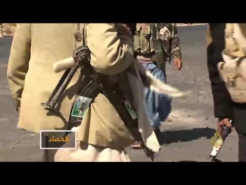 تعرّف على كيف يسرق علي صالح أسلحة الجيش اليمني