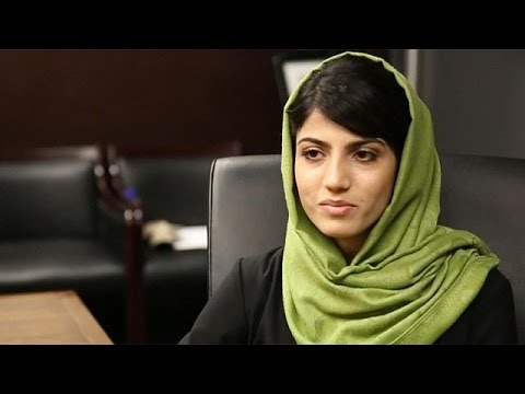 شاهد أول طيارة أفغانية تطلب اللجوء في الولايات المتحدة
