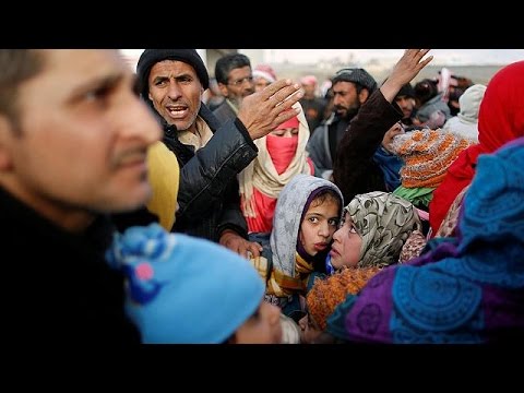 المدنيون يعيشون مأساة بعد النزوح من بُؤرة الحرب في الموصل