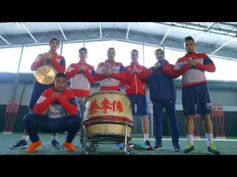 لاعبو أرسنال يحتفلون بالعام الصيني الجديد
