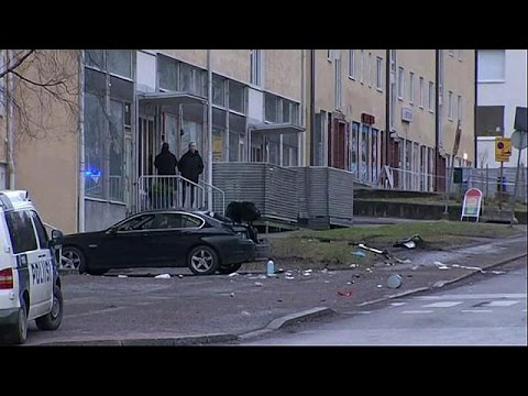 بالفيديو اصابة 7 أشخاص في حادث سير خطير في فنلندا
