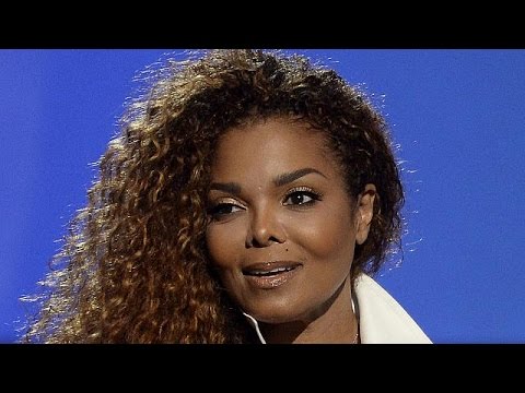 شاهد جنات جاكسون تنجب مولودها الأول